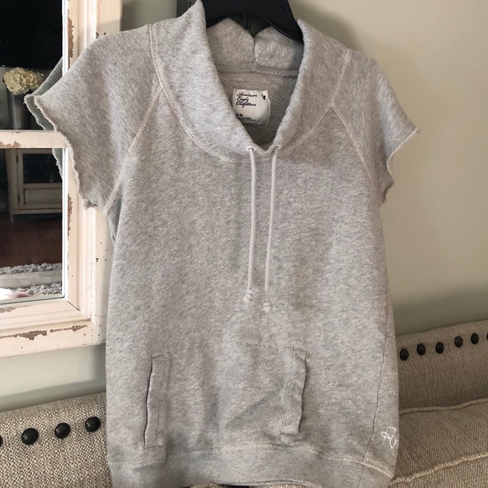 🔶*5/20* American Eagle Sweatshirt Tee